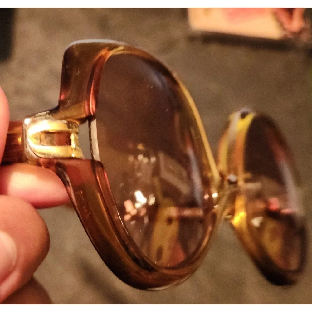 Givenchy used lens
